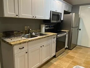 476 Terri Ln, Unit 1 in Pinehurst, TX - Building Photo - Building Photo