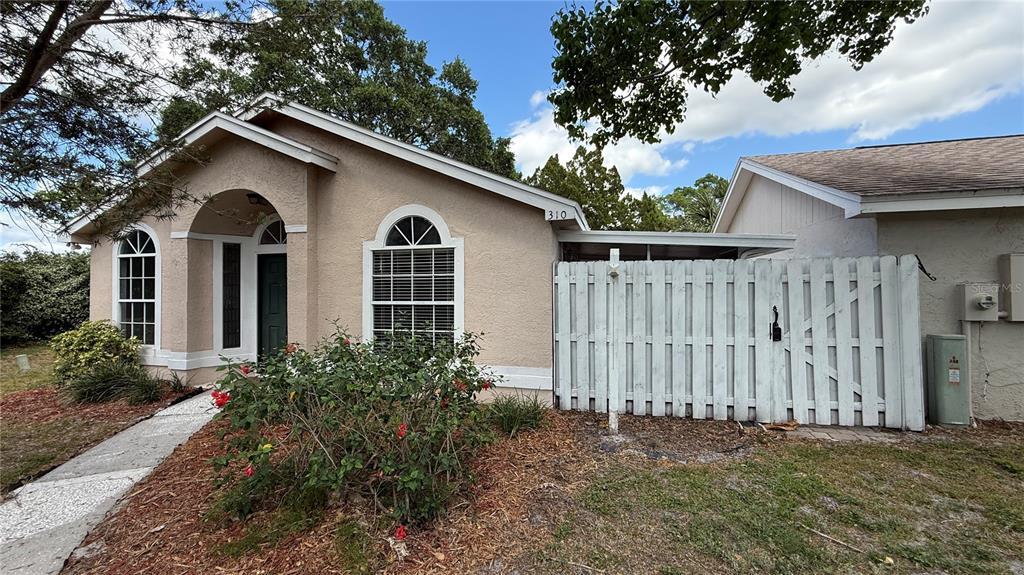 310 Sunvista Ct in Sanford, FL - Building Photo