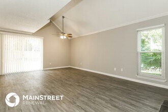 10258 Lake Pines Rd in Jacksonville, FL - Building Photo - Building Photo