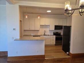 109 Erie St in Syracuse, NY - Building Photo - Building Photo