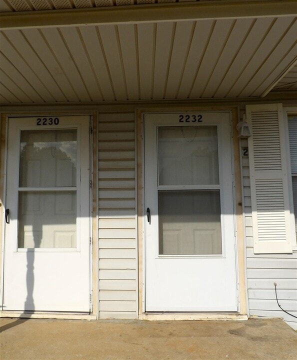 2232 NW 25th St in Lawton, OK - Building Photo