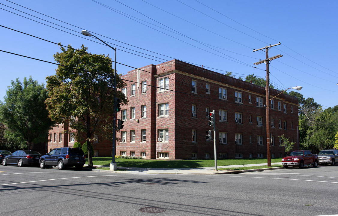 Valencia Apartment Homes in Washington, DC - Foto de edificio