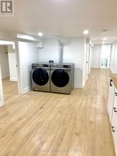 157 Huron St in Toronto, ON - Building Photo - Building Photo