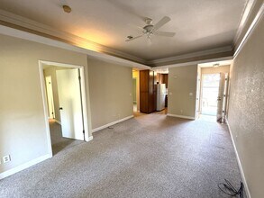 30 Woodstock Ct in San Rafael, CA - Building Photo - Building Photo