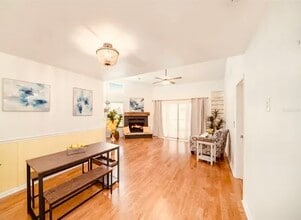 1923 Bayshore Ct in Safety Harbor, FL - Building Photo - Building Photo