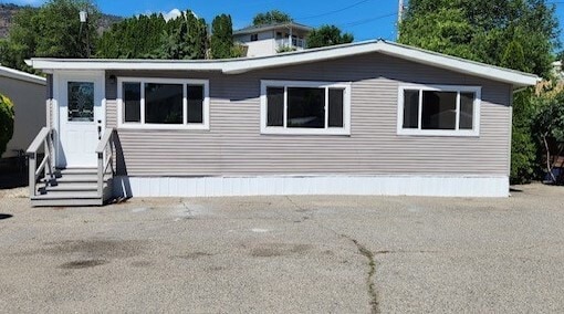 property at 4426 Oleander Dr