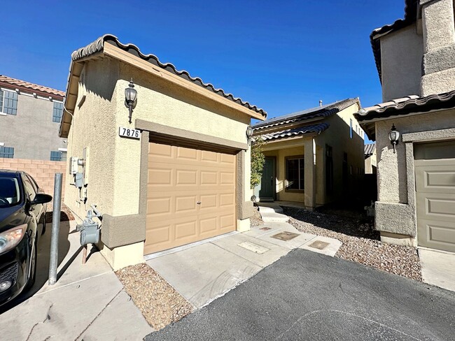 7876 Territorial St in Las Vegas, NV - Building Photo - Building Photo