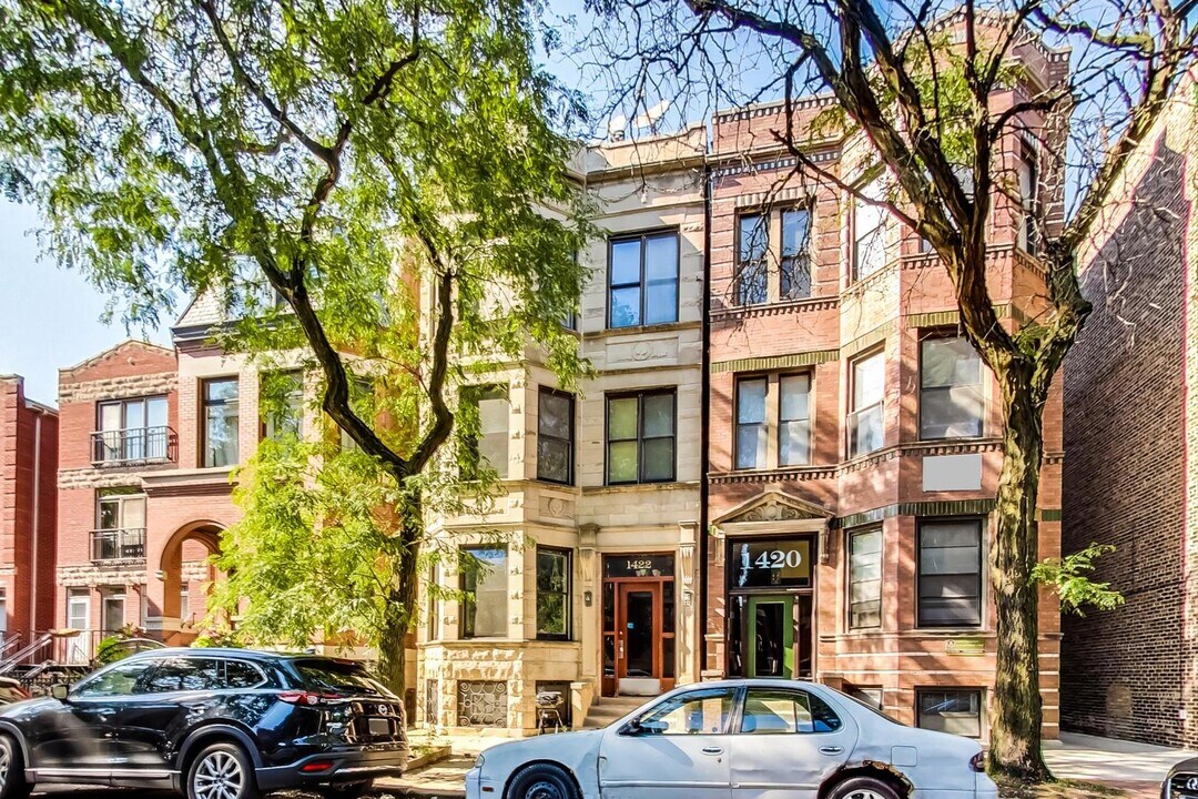 1422 W Lexington St in Chicago, IL - Building Photo
