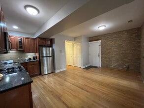 4938 N Winthrop Ave, Unit 1E in Chicago, IL - Building Photo - Building Photo