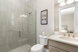 14250 Galley Ct in Naples, FL - Building Photo