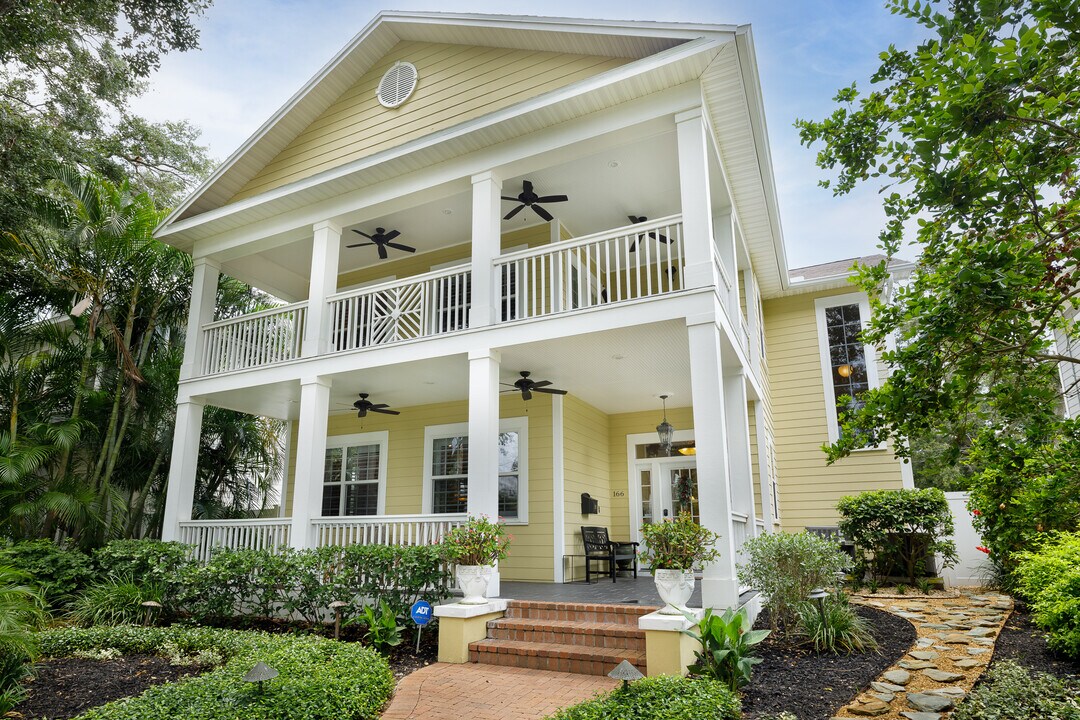 166 21st Ave N in St. Petersburg, FL - Building Photo