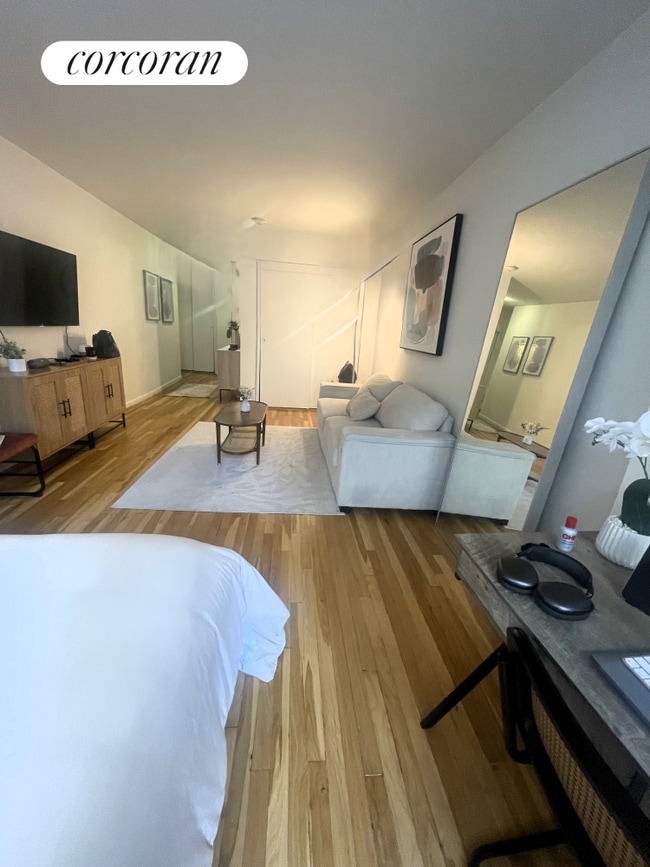 416 E 85th St in New York, NY - Building Photo - Building Photo