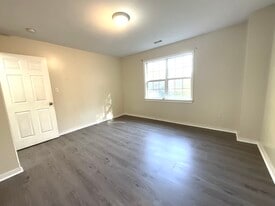 2025 Shirleydale Ave, Unit Unit one in Richmond, VA - Building Photo