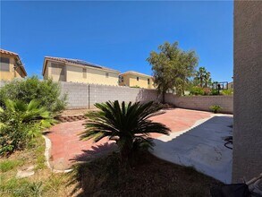 10772 Glacier Rapids Ct in Henderson, NV - Building Photo - Building Photo