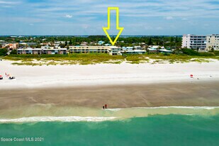 171 N Atlantic Ave in Cocoa Beach, FL - Building Photo