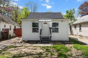 14875 Dolphin St in Detroit, MI - Building Photo