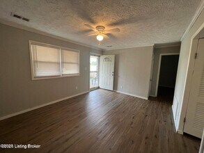 214 Halcyon Rd in Charlestown, IN - Building Photo - Building Photo