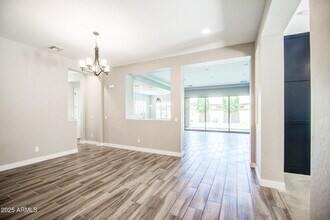 7128 E Posada Ave in Mesa, AZ - Building Photo - Building Photo