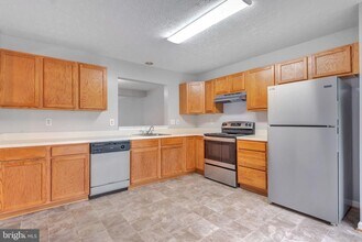 3917 Elkhorn Cir in Bowie, MD - Building Photo - Building Photo