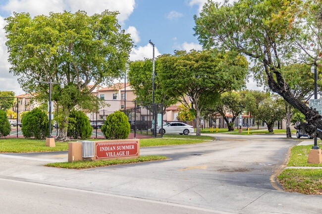 Indian Summer Village Condos in Miami, FL - Building Photo - Building Photo