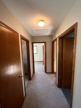 609 Sutherland Ave in Janesville, WI - Building Photo - Building Photo