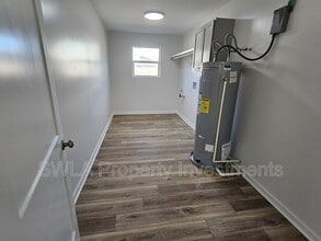 213 Dewitt St in Westlake, LA - Building Photo - Building Photo