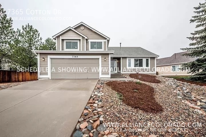 7365 Cotton Dr in Colorado Springs, CO - Building Photo