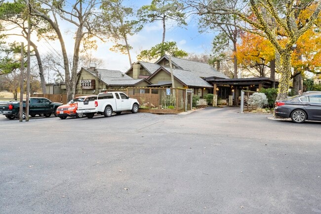 property at 742 W 24th St