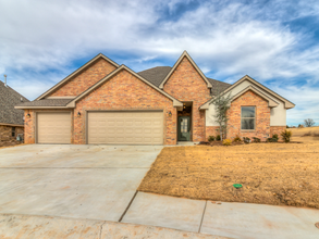 4217 Carmina Dr in Edmond, OK - Building Photo - Building Photo