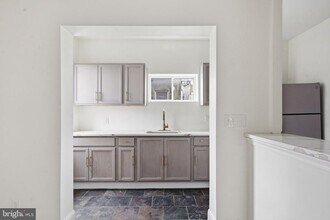 2302 N 18th St in Philadelphia, PA - Building Photo - Building Photo