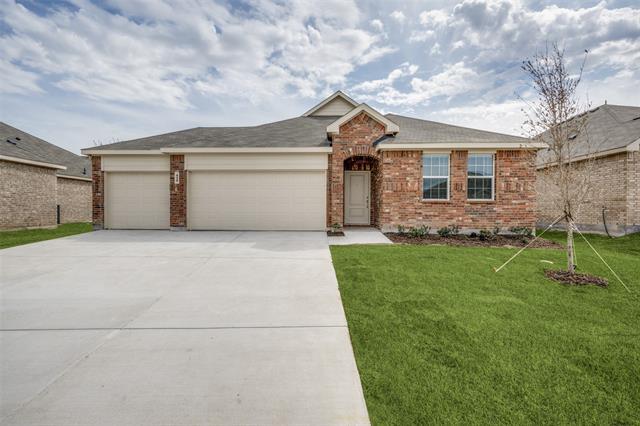 439 Ridge Dr in Justin, TX - Building Photo