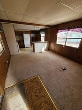 502 E Grandview Dr in Junction City, KS - Building Photo - Building Photo