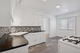 4650 Minnehaha Ave in Minneapolis, MN - Building Photo - Building Photo