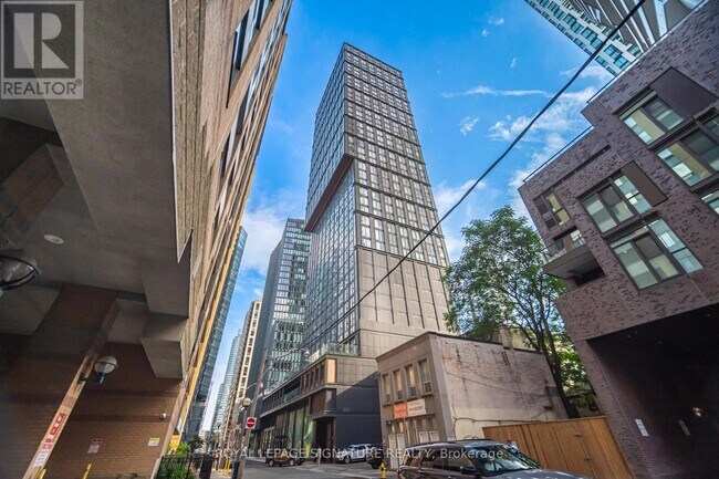 property at 82-3882 Dalhousie St