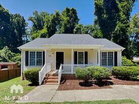 2912 Sylvester St in Raleigh, NC - Building Photo