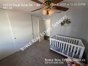 10230 Palm Glen Dr in Santee, CA - Foto de edificio - Building Photo