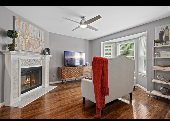 4560 Perch Branch Way in Woodbridge, VA - Building Photo - Building Photo