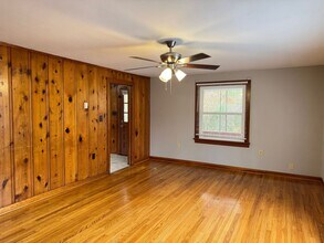 1511 Madison St in Clarksville, TN - Building Photo - Building Photo