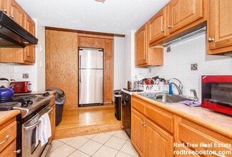 89 Myrtle St in Boston, MA - Building Photo - Building Photo