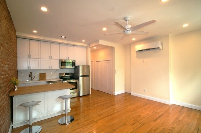 property at 142 Sussex St