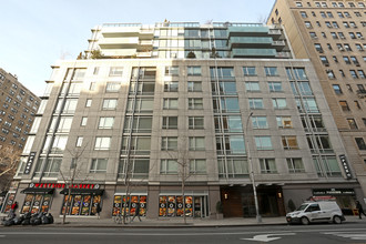 543-545 W 110th St in New York, NY - Foto de edificio - Building Photo