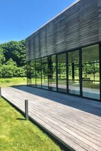 232 Mitchell Ln in Bridgehampton, NY - Foto de edificio - Building Photo