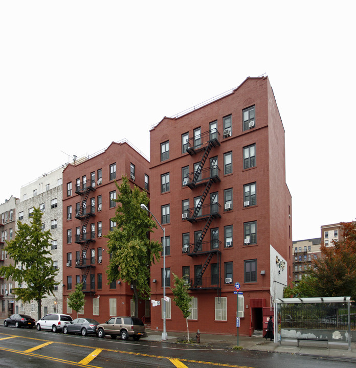 737-739 Southern Blvd in Bronx, NY - Building Photo