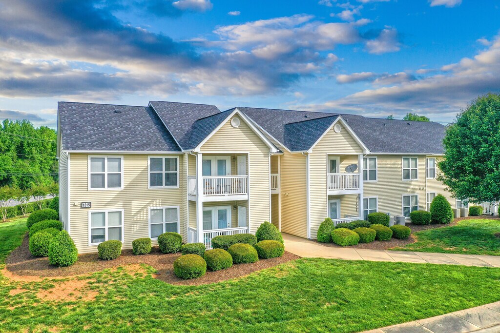 Cowan Farms Apartments in Rock Hill, SC