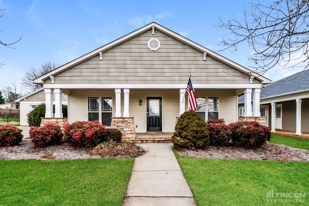 112 Tarrington Dr in Statesville, NC - Building Photo