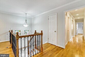 9821 Hampton Ln in Fairfax, VA - Building Photo - Building Photo