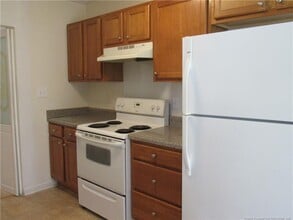 304 Kingdom Estate Dr in Fayetteville, NC - Building Photo - Building Photo