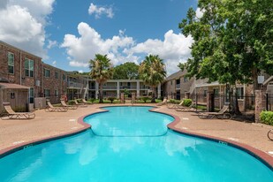 Cherrybrook Place Apartments