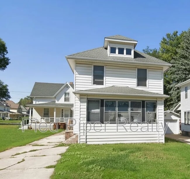 property at 1254 S Chicago Ave