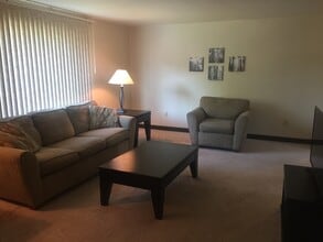 William Penn in Washington, PA - Building Photo - Interior Photo